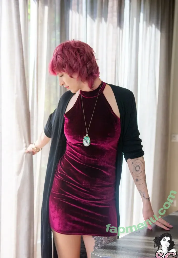 Eloi SG nude photo #0011 (Eloi SG)