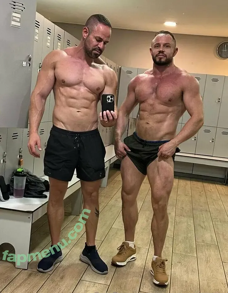 elon_essexteaser nude photo #0010 (elone0099_)