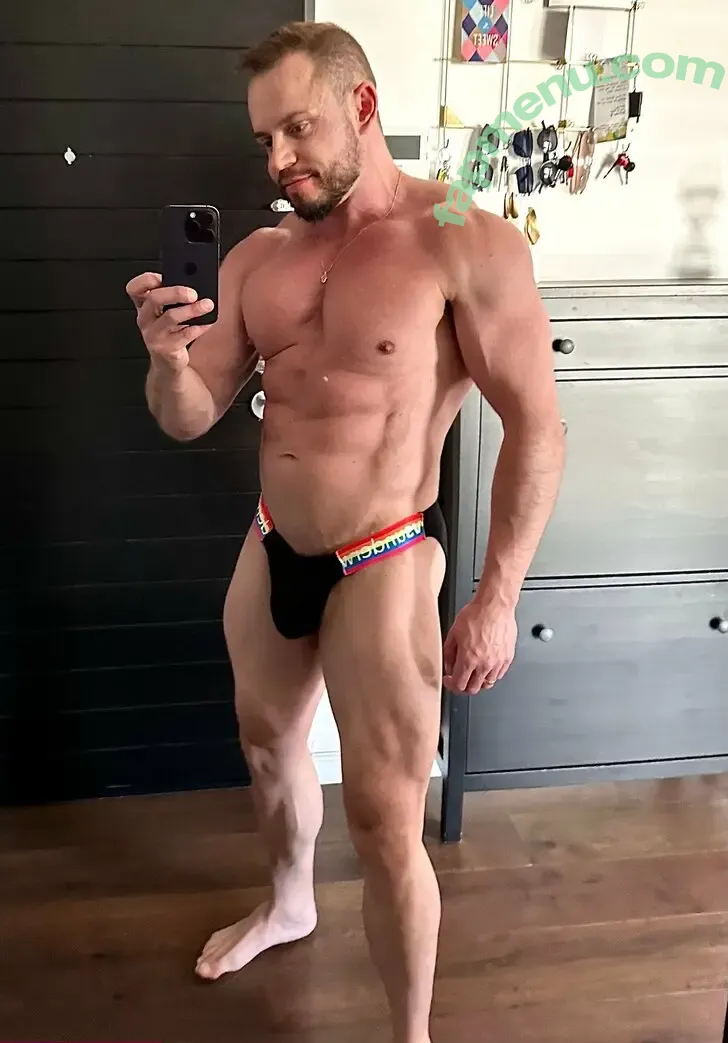 elon_essexteaser nude photo #0022 (elone0099_)