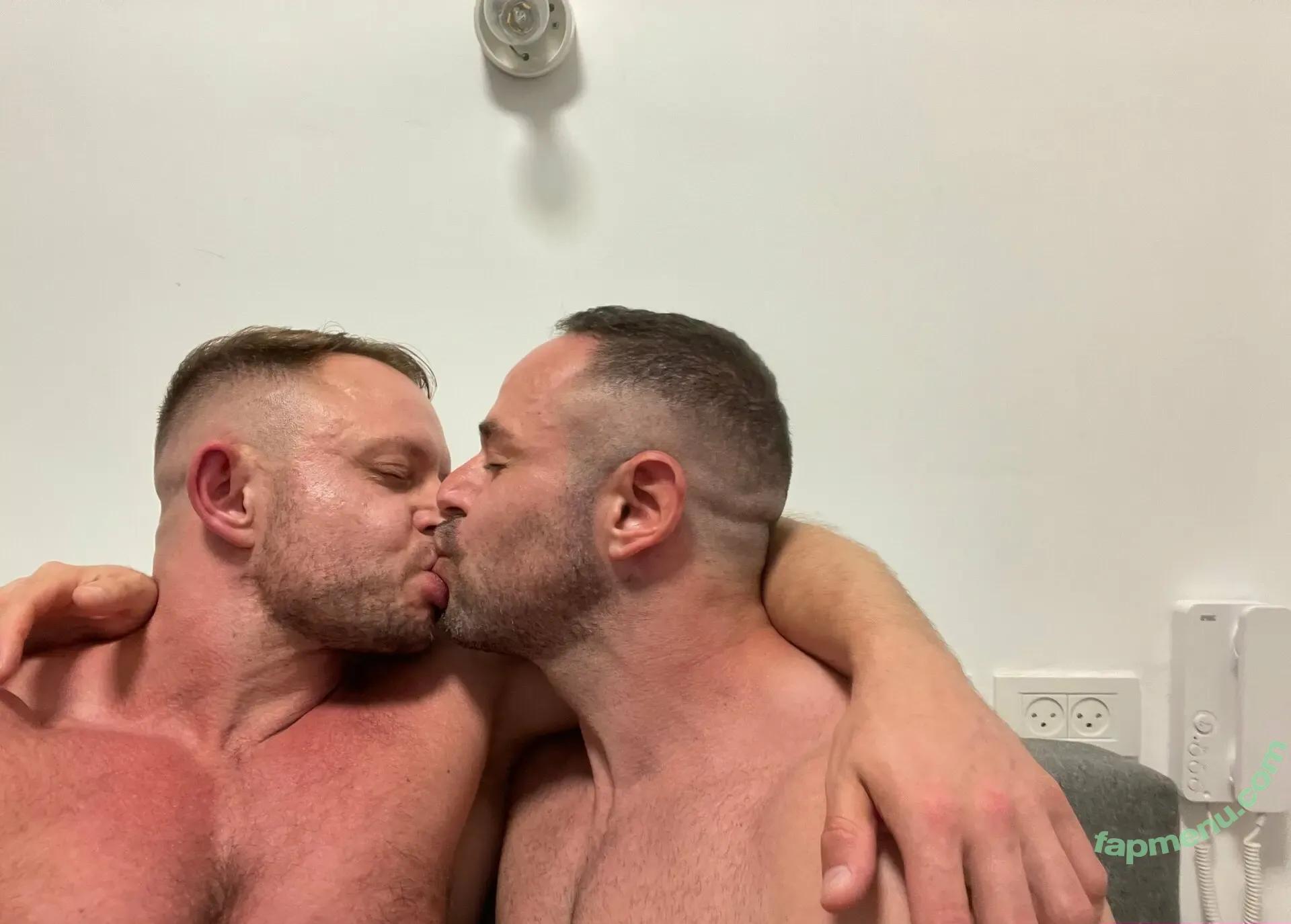 elon_essexteaser nude photo #0036 (elone0099_)