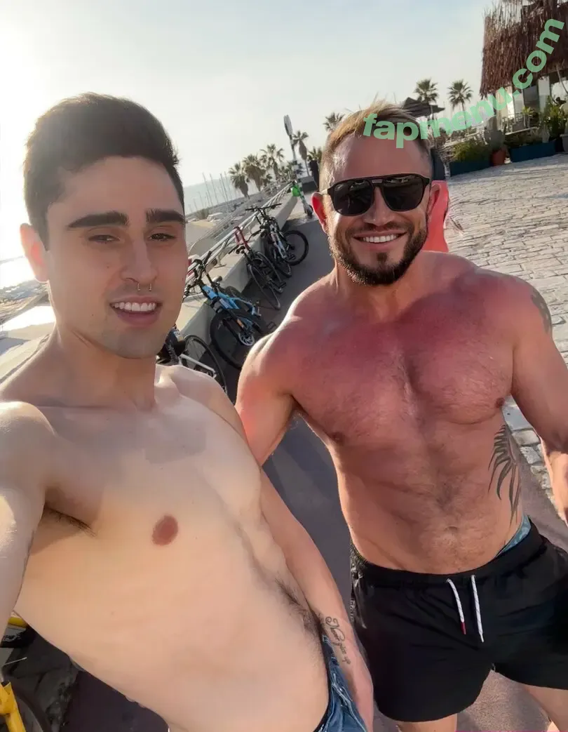 elon_essexteaser nude photo #0047 (elone0099_)