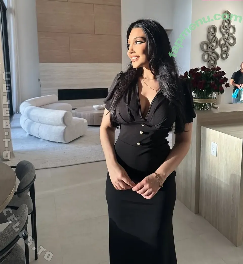 elquaria nude photo #0027 (elquariaa / twitchelquaria)