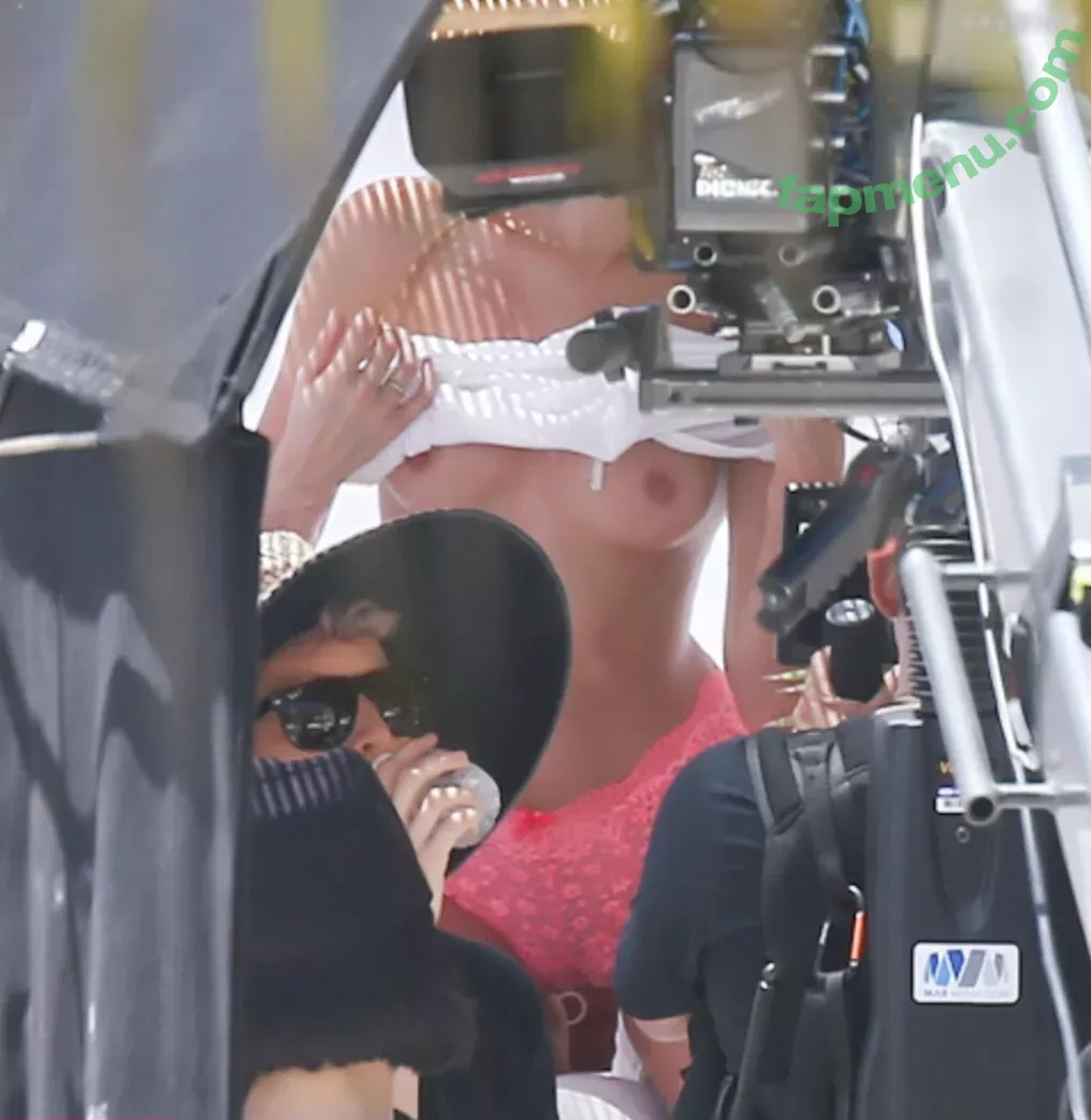 Elsa Hosk nude photo #1790 (elsahosk / hoskelsa)