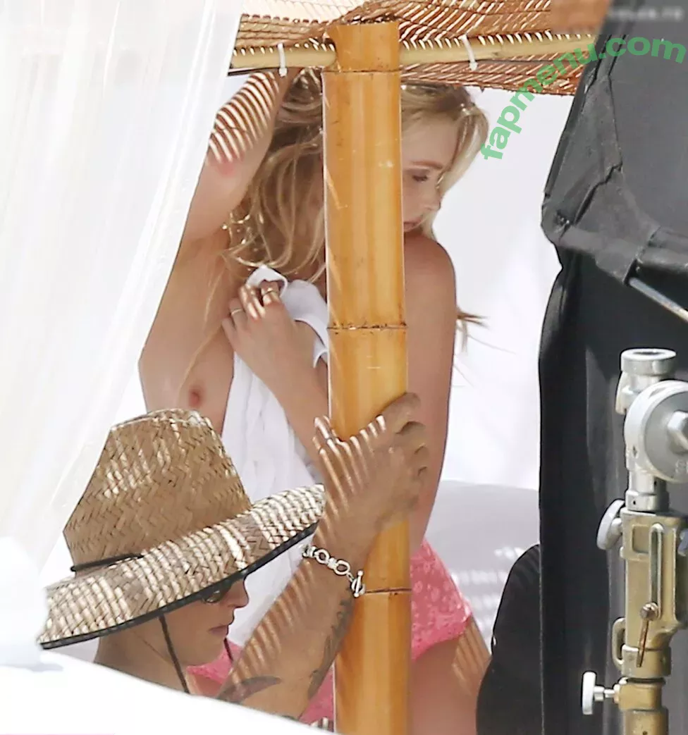 Elsa Hosk nude photo #1791 (elsahosk / hoskelsa)