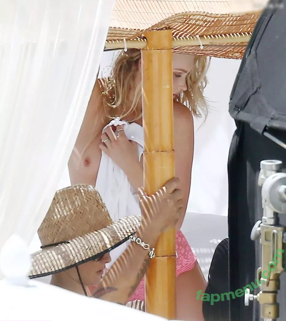 Elsa Hosk nude photo #1793 (elsahosk / hoskelsa)