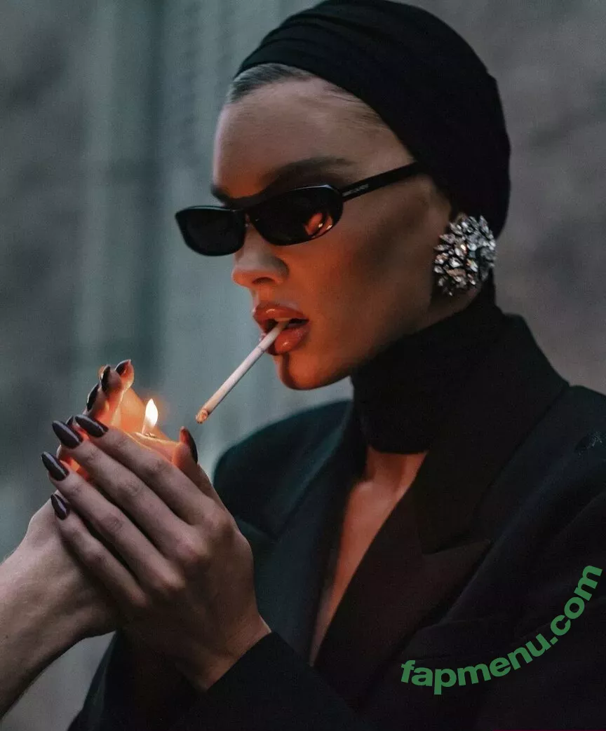 Elsa Hosk nude photo #1976 (elsahosk / hoskelsa)