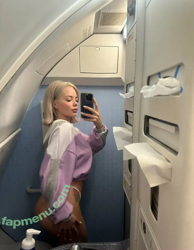 Elsa Jean nude photo #1270 (elsadreamjean / elsajeanofficial / elsajeanxxx)