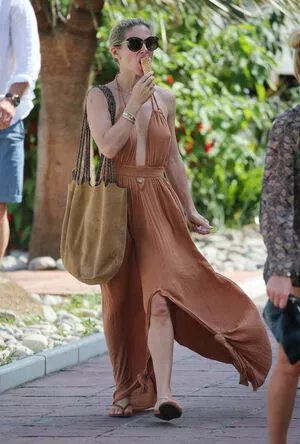 Elsa Pataky / ElsaPataky_ / elsapataky / elsapatakyconfidential nude photo #0220