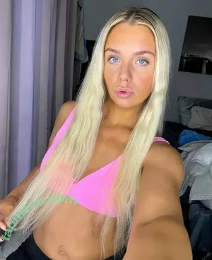 Elsie Porter / blondeobsession4 / ellie_porter08 nude photo #0002