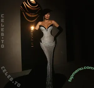 Elvana gjata / elvanagjataaaa nude photo #0087