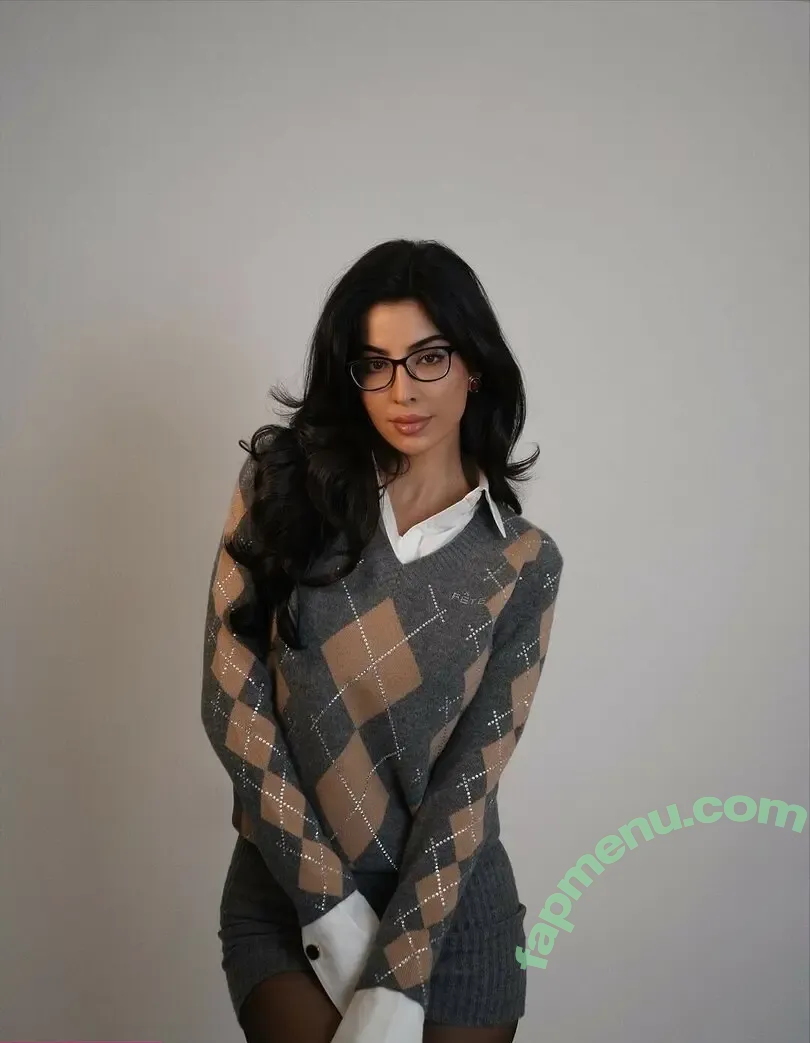 Elwa Saleh nude photo #0185 (elwasaleh)