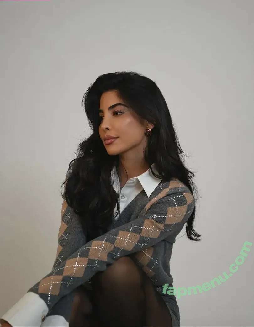 Elwa Saleh nude photo #0188 (elwasaleh)