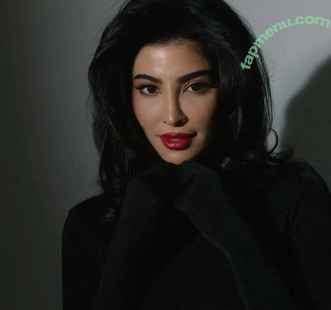 Elwa Saleh nude photo #0227 (elwa__ / elwasaleh)