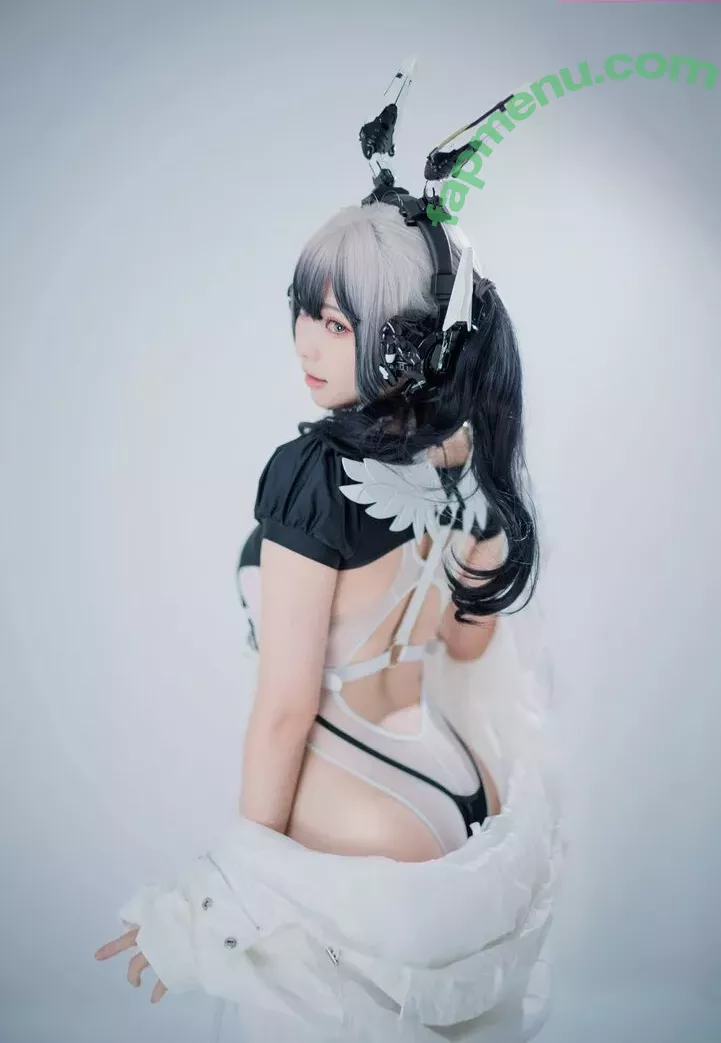 Ely Cosplay nude photo #0005 (Ely_eee / eeelyeee)