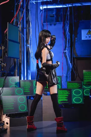 Ely Cosplayer / eeelyeee nude photo #0023