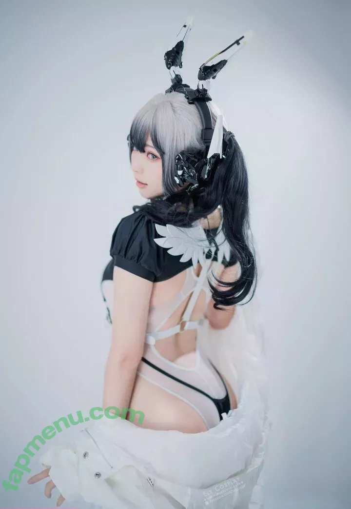 Ely Cosplayer nude photo #0030 (eeelyeee)