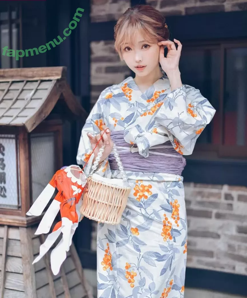 Ely Cosplayer nude photo #0041 (eeelyeee)