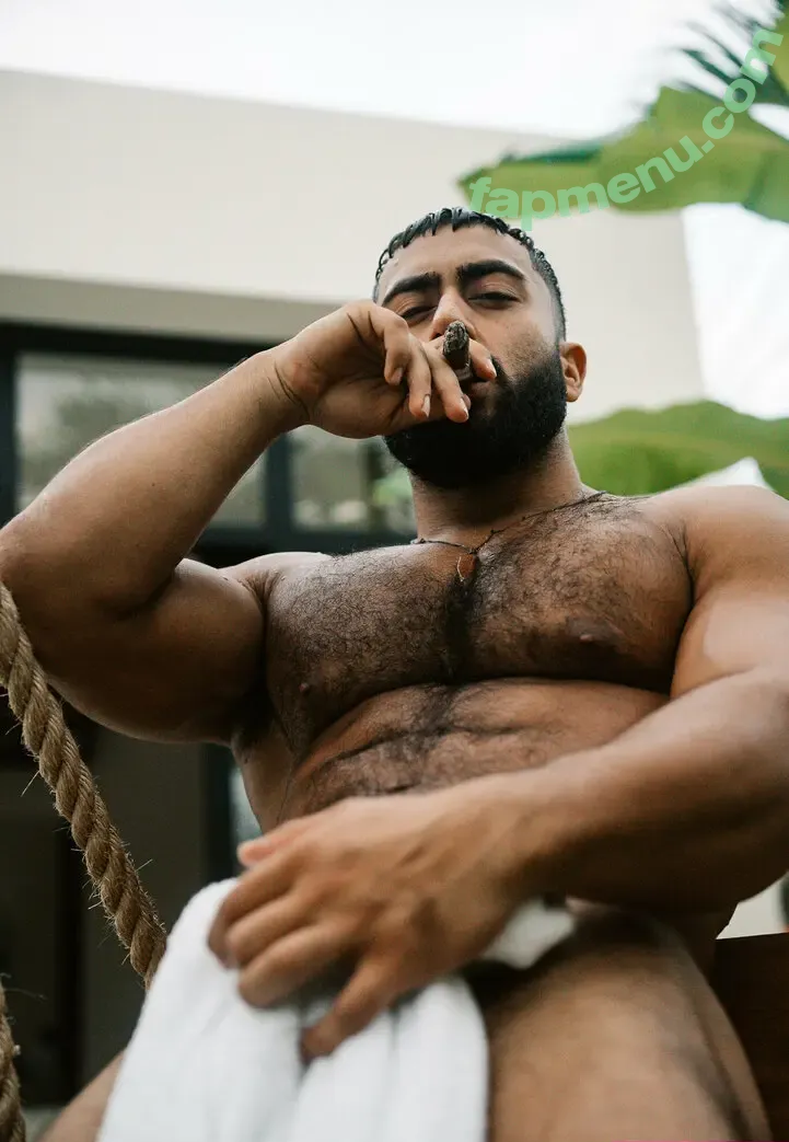 elyassorari nude photo #0075 (elyassorari)