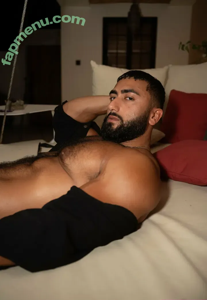 elyassorari nude photo #0094 (elyassorari)