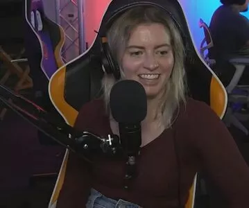 Elyse Willems / elysewillems nude photo #0129