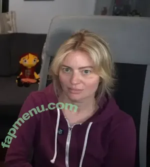 Elyse Willems / elysewillems nude photo #0284