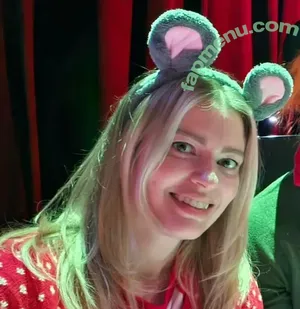 Elyse Willems / elysewillems nude photo #0338