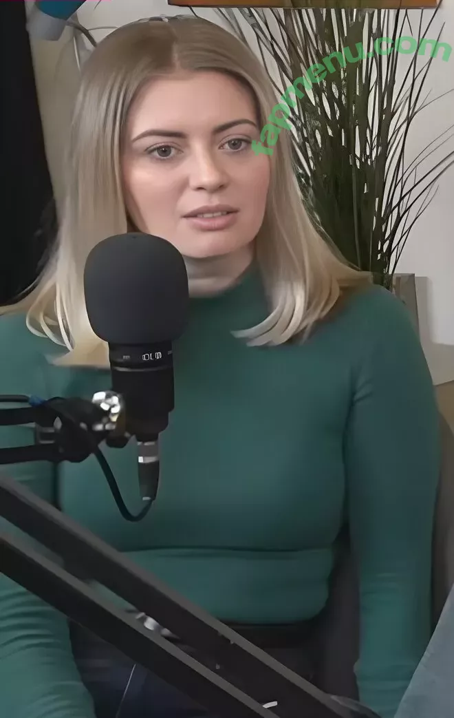 Elyse Willems nude photo #0141 (elysewillems)
