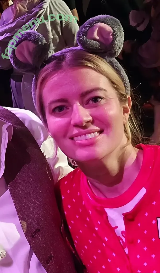 Elyse Willems nude photo #0339 (elysewillems)