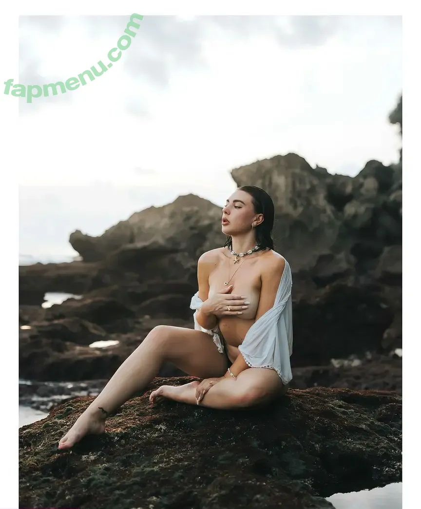 elysecamille nude photo #0040 (elysecamilleofficial)