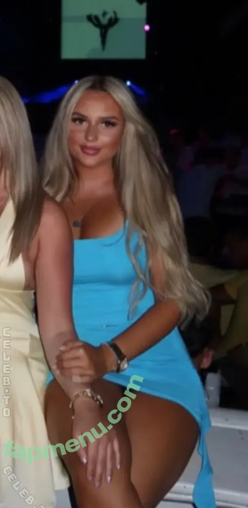 ema.mic nude photo #0037 (ema.mic)