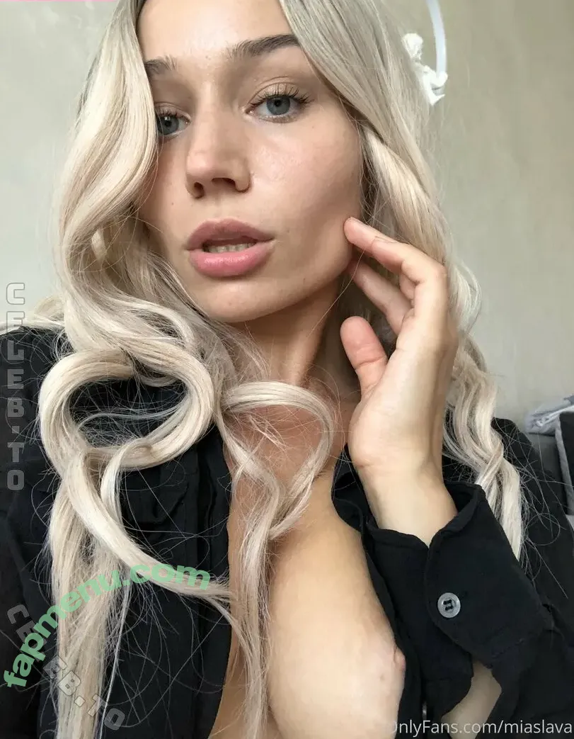 Ema Novak nude photo #0013 (AliceRedLips / _emanovak_ / emanovak / emkanovak)