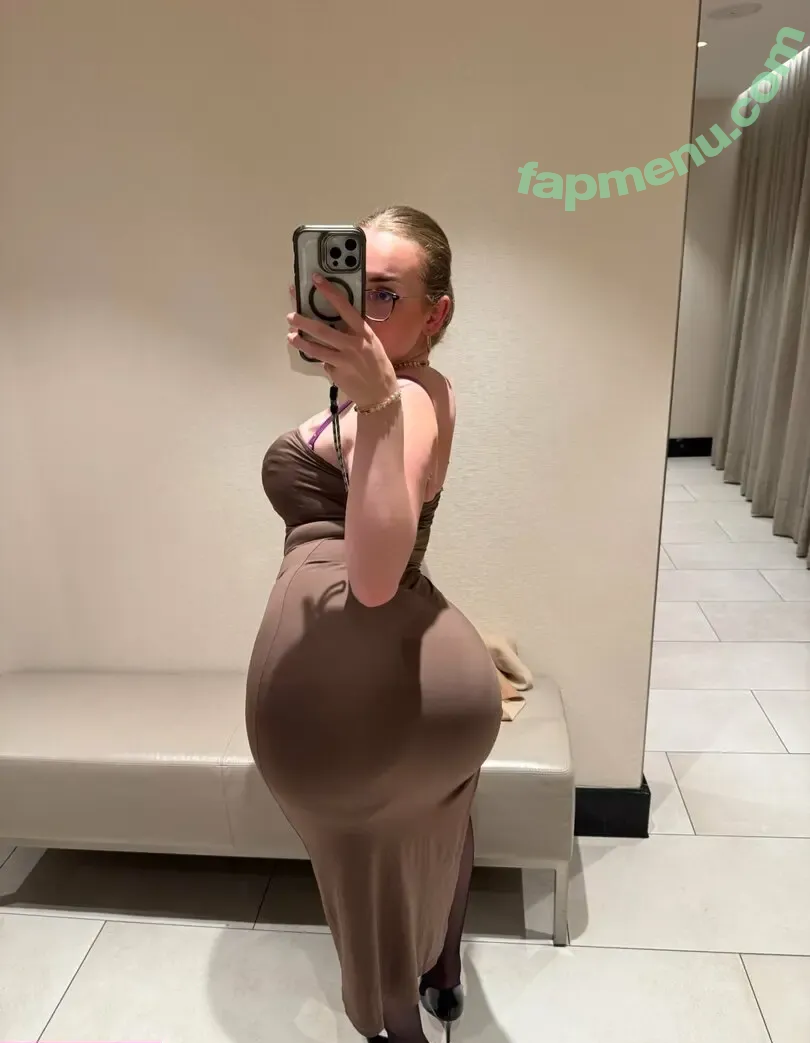 ema.santi nude photo #0002 (ema santi / emasanti / fraudrsanti)