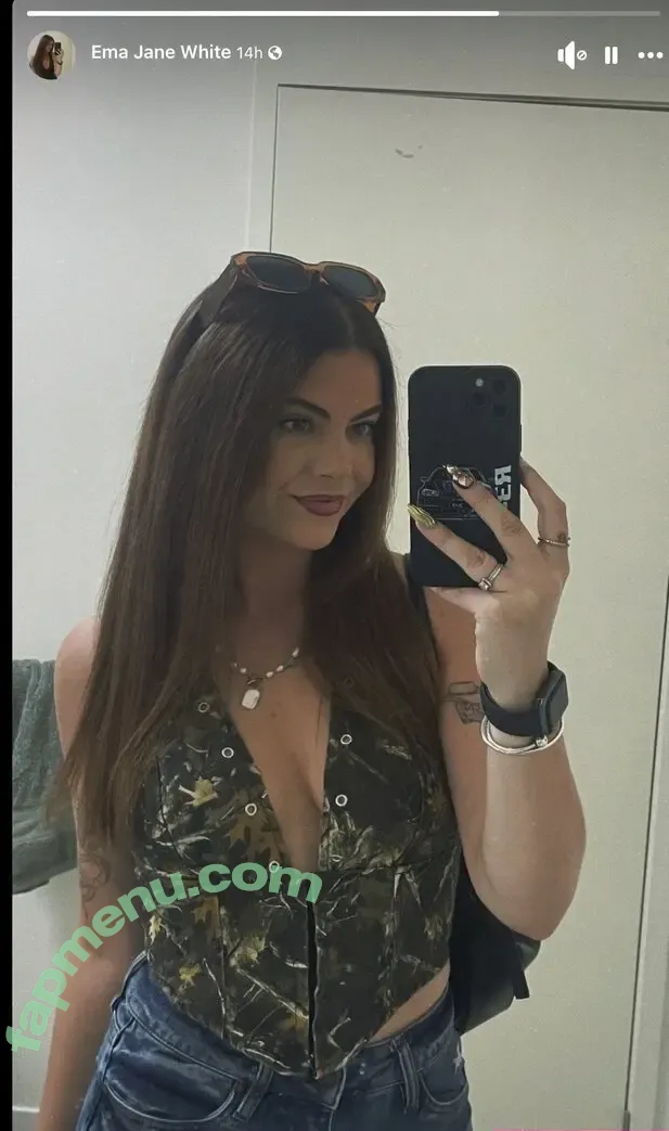 emajanewhite nude photo #0033 (Ema White / emajane.white / thelandygirl)