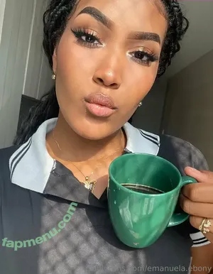emanuela.ebony / ebonyemmanuella nude photo #0098
