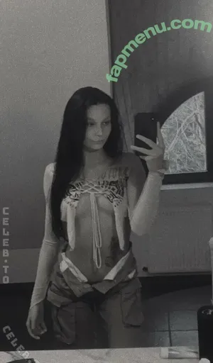 ember_ems / emma__gaming / mrs_emmax / mrs_emmaxofficial nude photo #0019