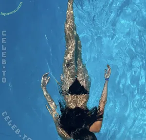 ember_ems / emma__gaming / mrs_emmax / mrs_emmaxofficial nude photo #0034