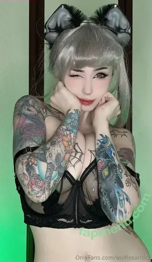 Ember Wolf / emberwolf / wolfiesantics nude photo #0317