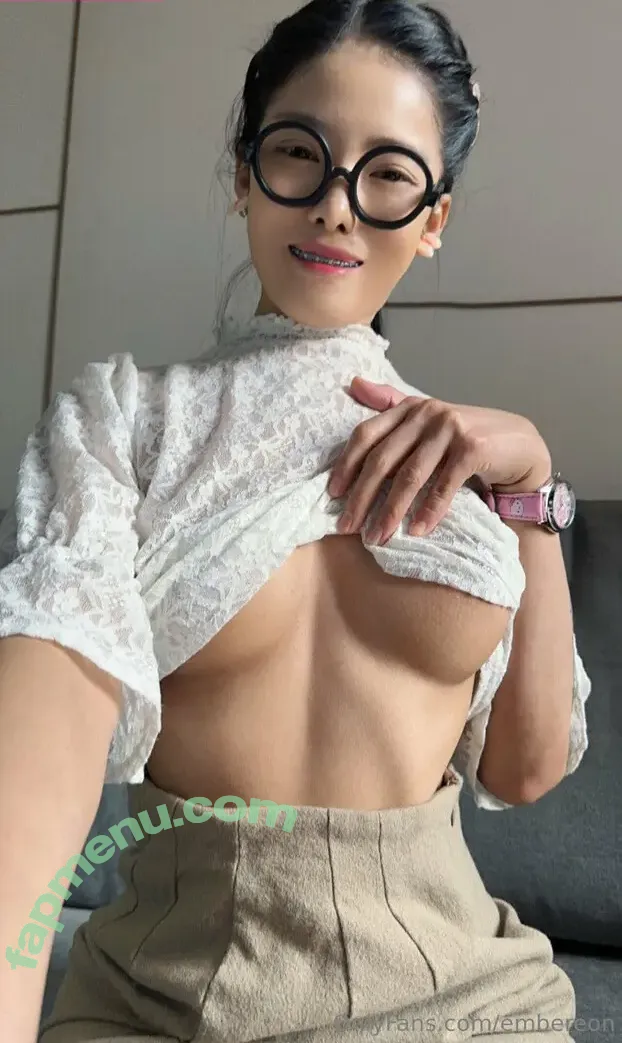 Embereon nude photo #0388 (Queen Burr / queenburr / umbreoncollection1)
