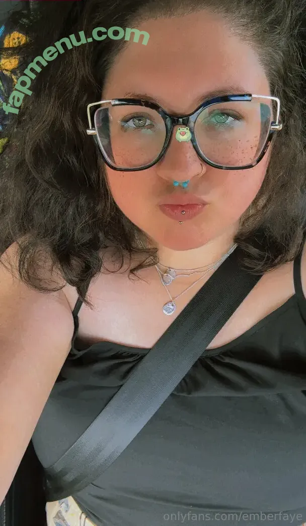 emberfaye nude photo #0011 (emberfaye)
