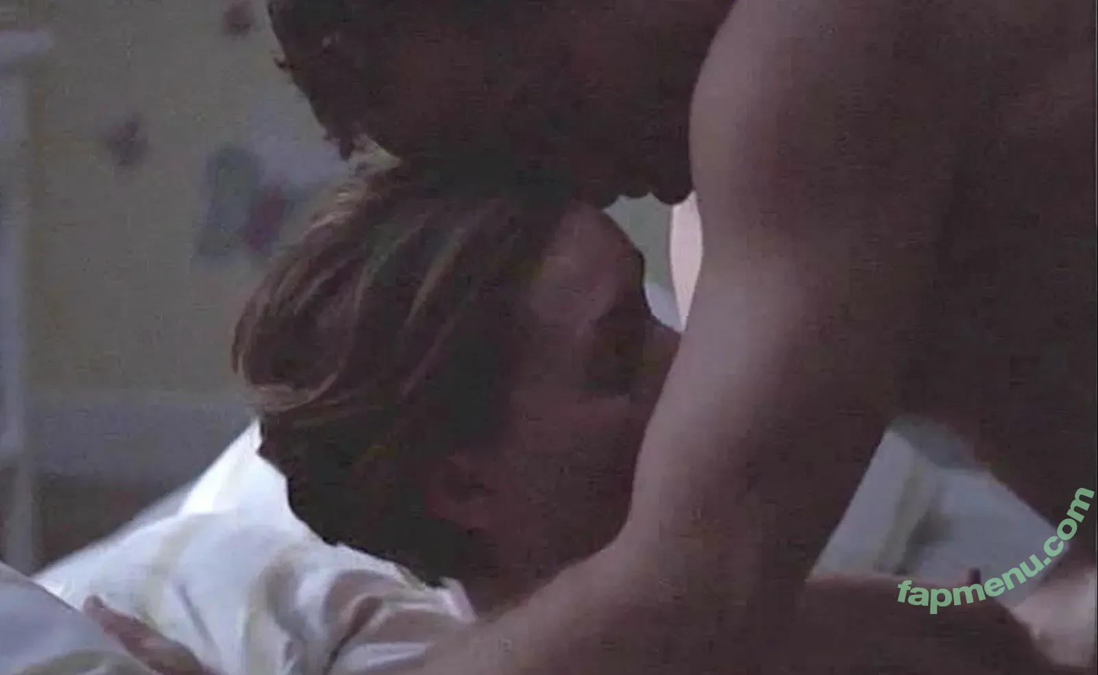 Embeth Davidtz nude photo #0006 (embethdavidtz)
