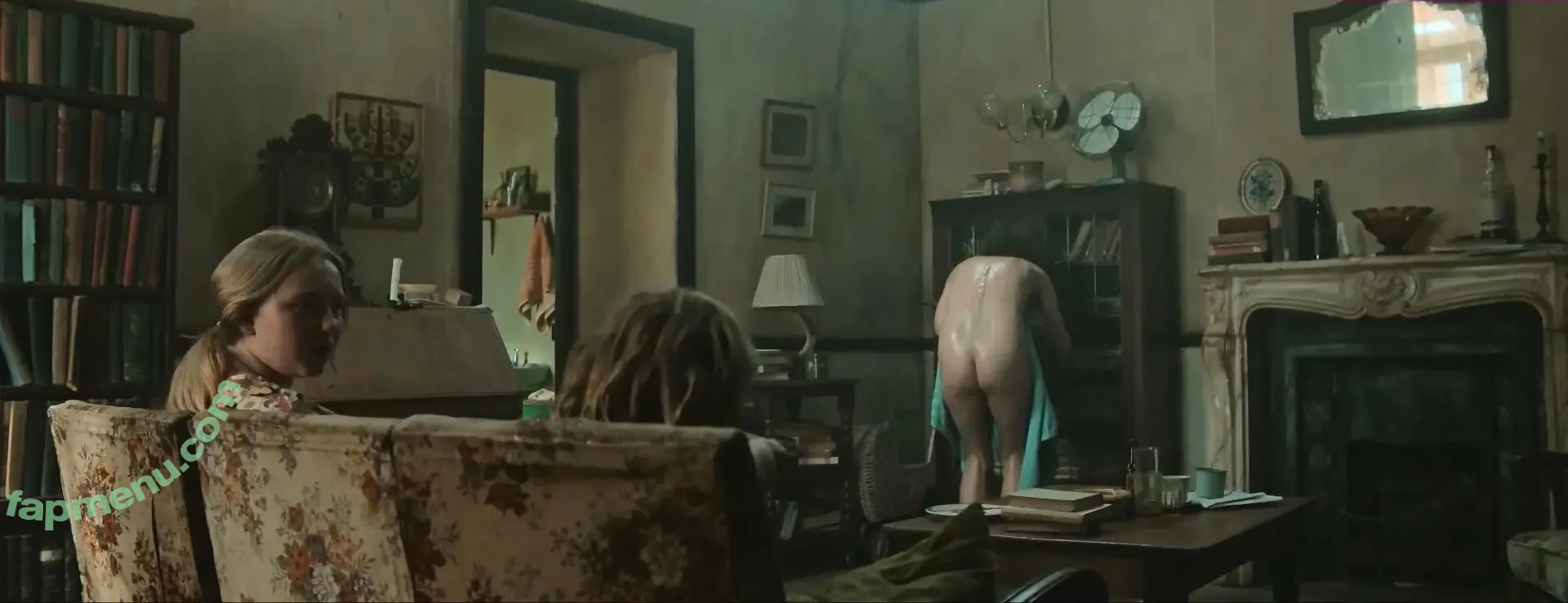 Embeth Davidtz nude photo #0007 (embethdavidtz)