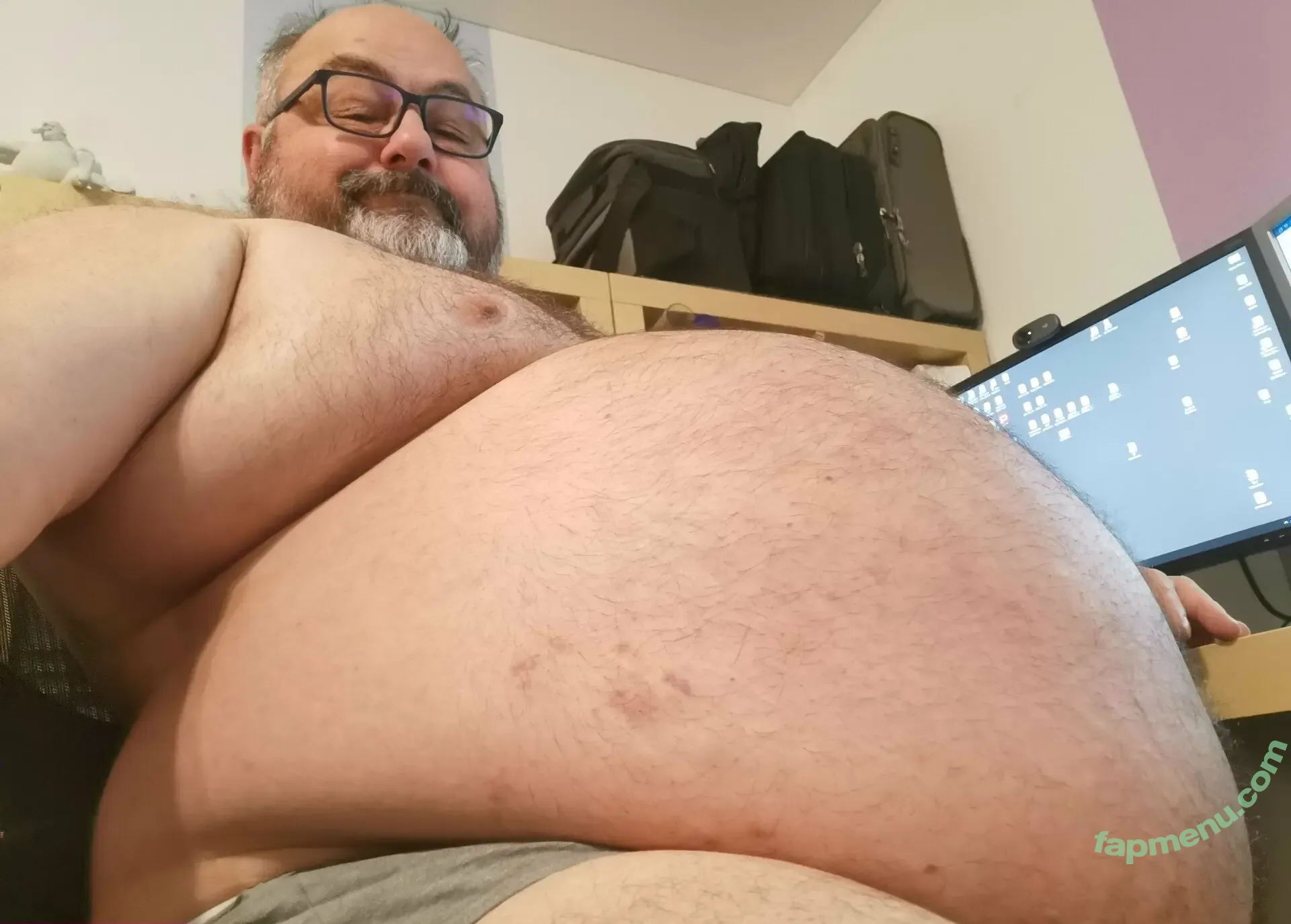 embonpoint nude photo #0220 (embonpoint)