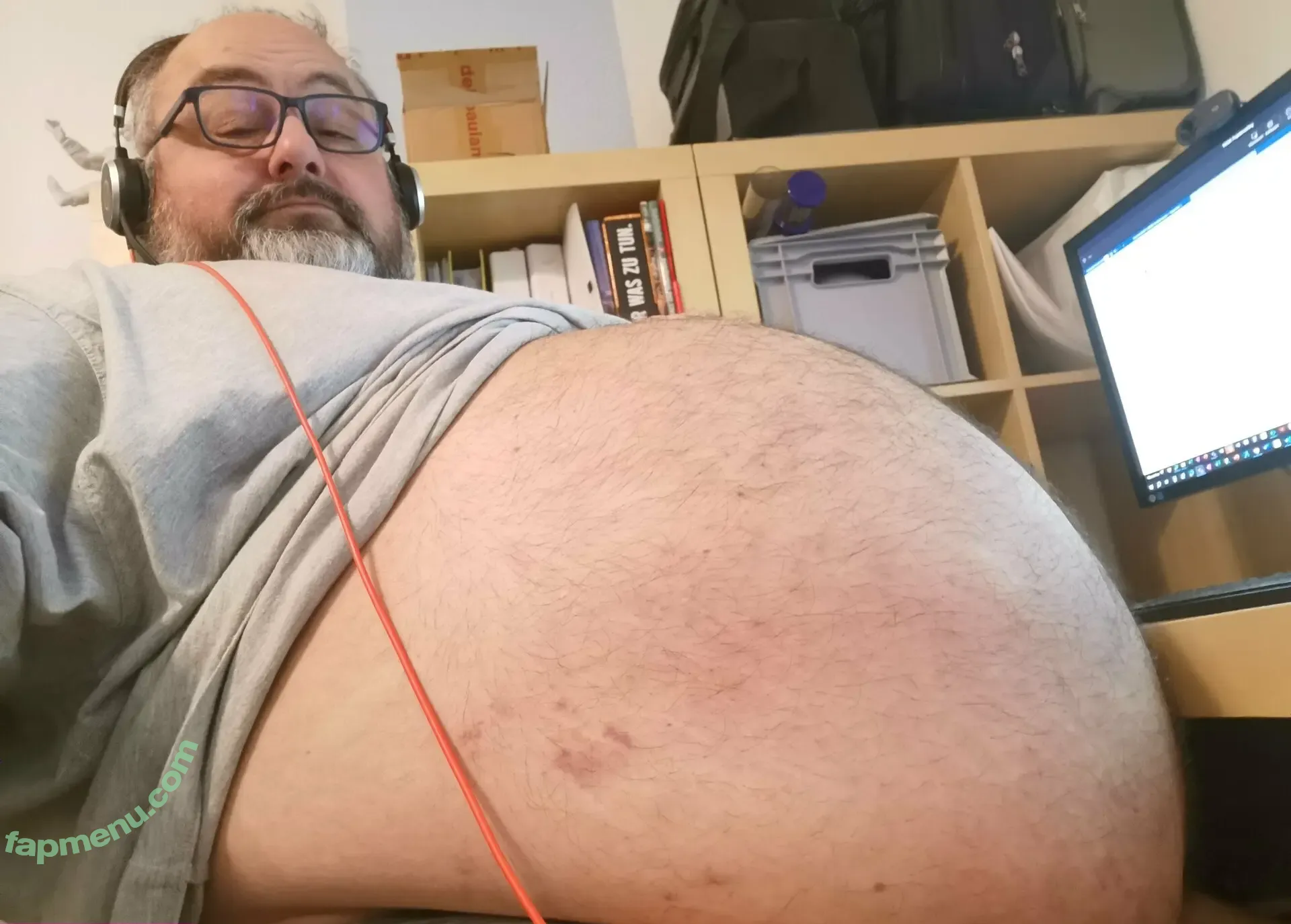 embonpoint nude photo #0224 (embonpoint)