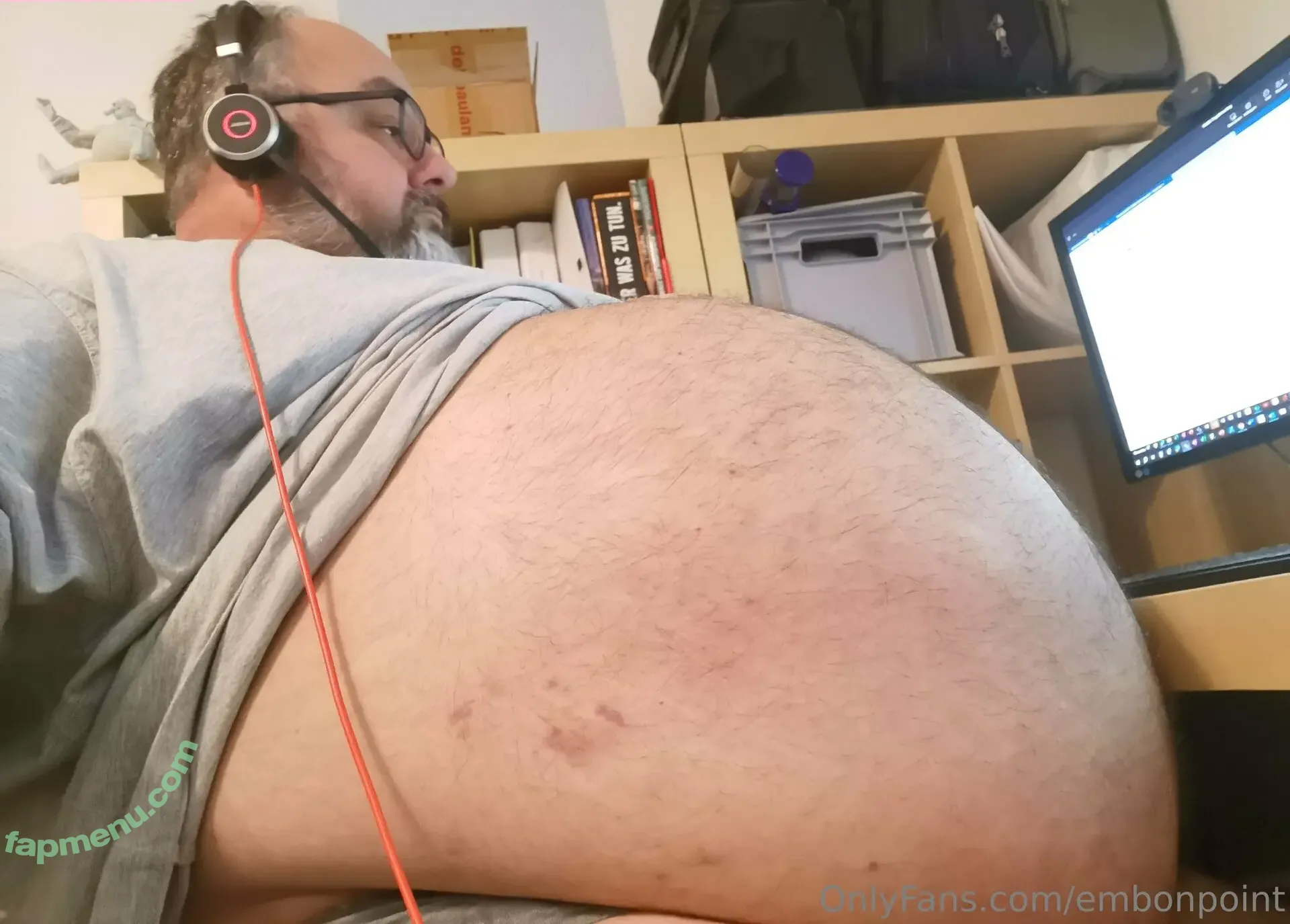 embonpoint nude photo #0225 (embonpoint)