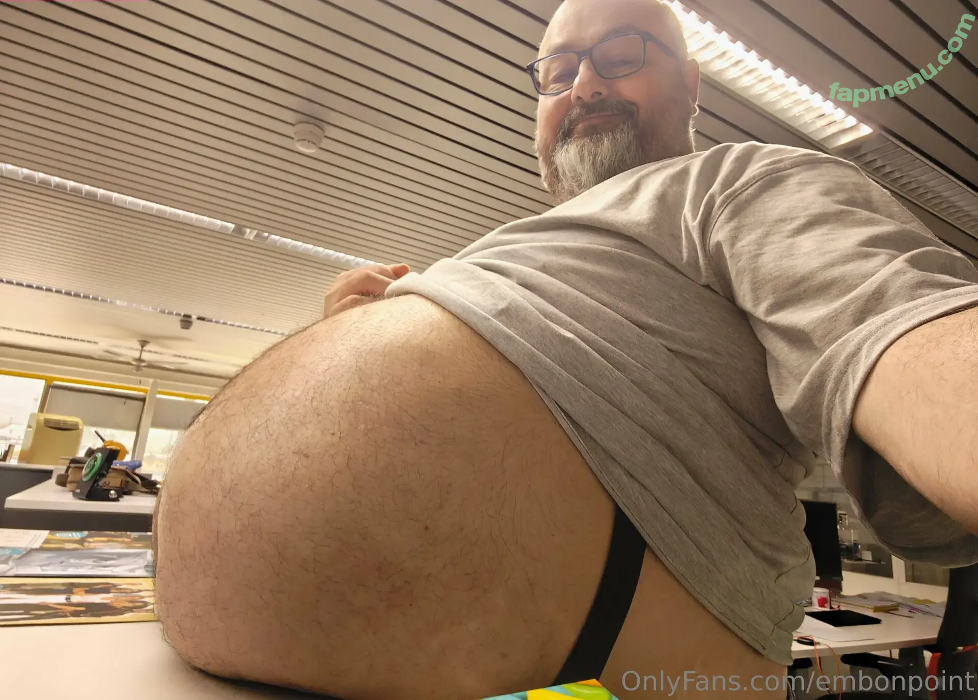 embonpoint nude photo #0261 (embonpoint)