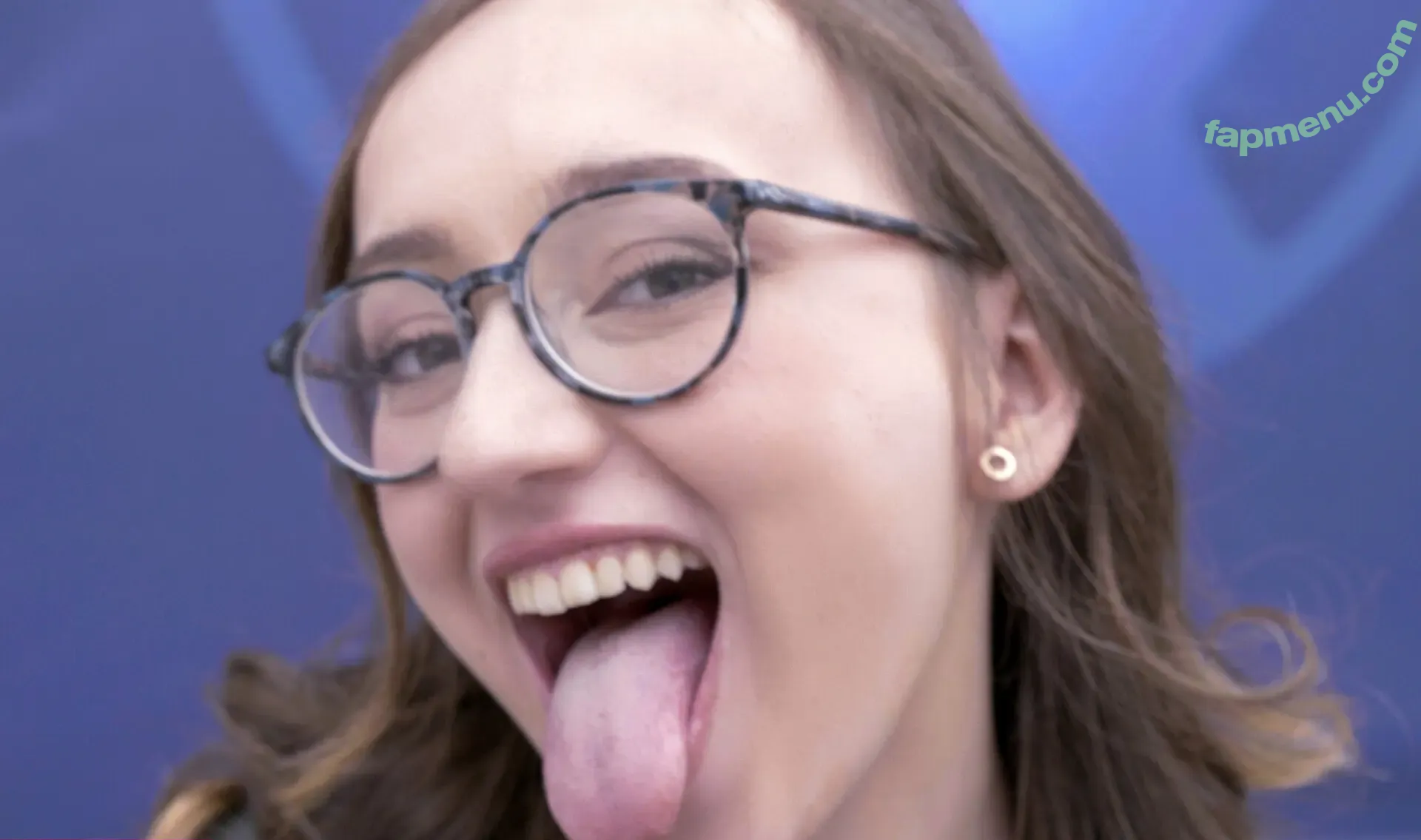 emejota nude photo #0205 (emejotadesigns / emejotaxx / emejotaxxx)