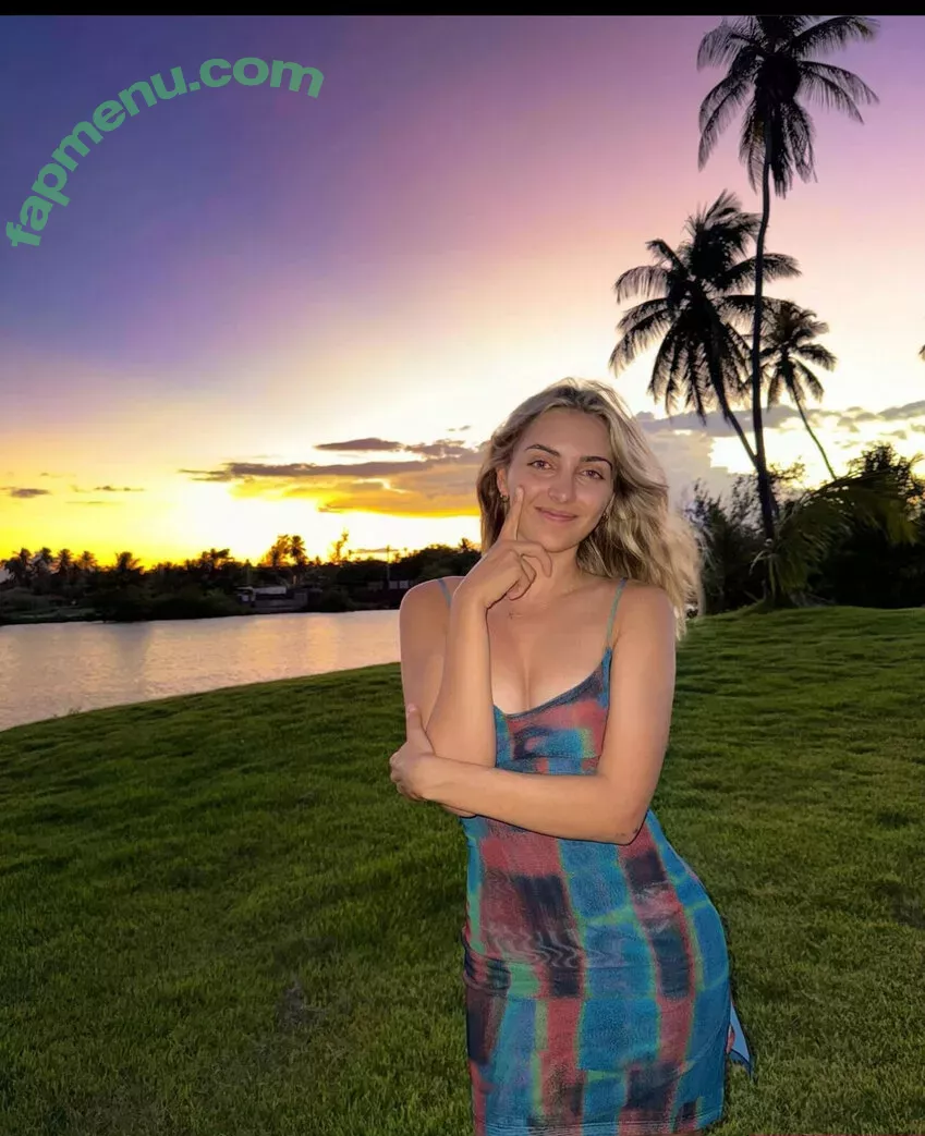 Emelia Hartford nude photo #0076 (emeliahartford / ms.emelia)