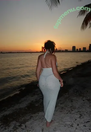 Emely Hernandez / emelylhernandez / reallyemely nude photo #0107
