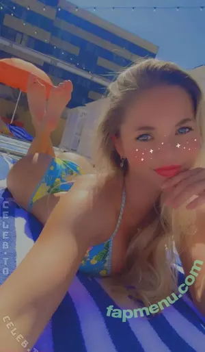 Emerald Gordon Wulf / emeraldgordonwulf / emeraldraw nude photo #0079