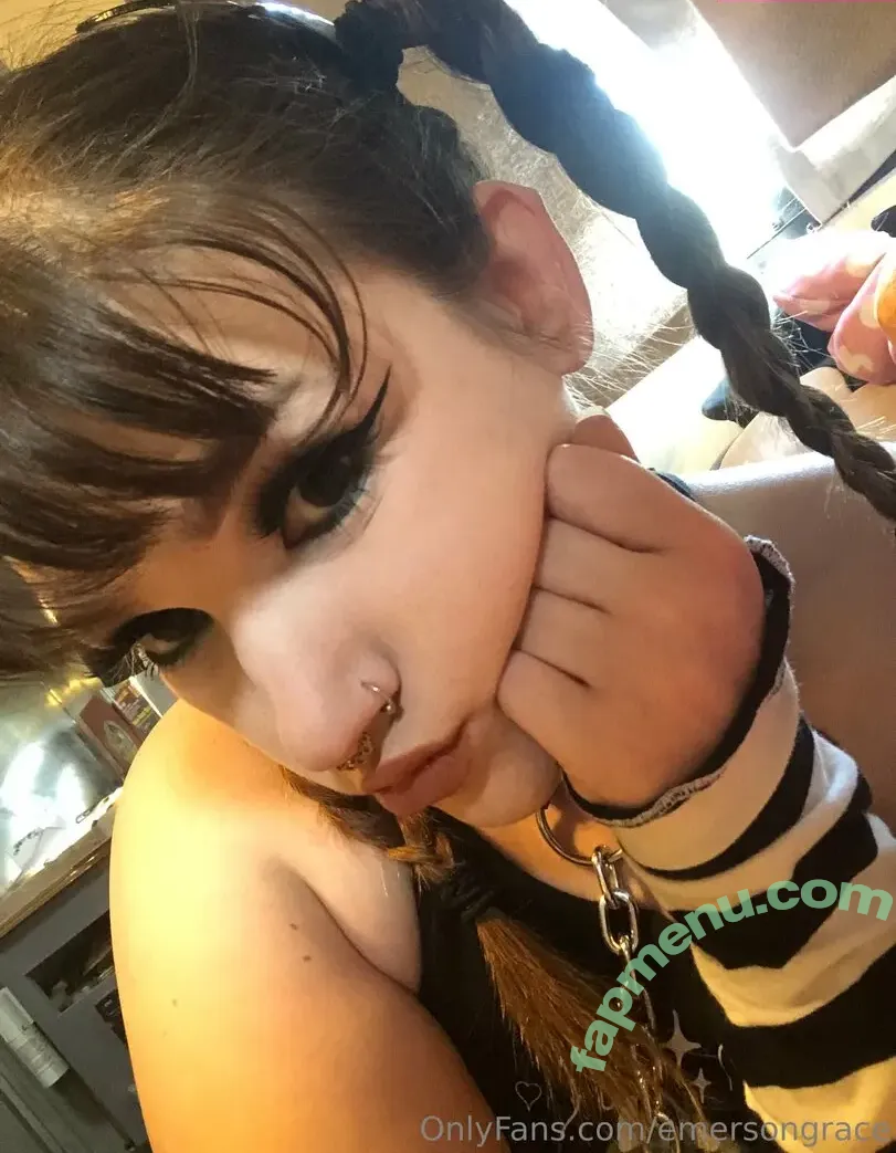 emersongrace nude photo #0020 (emersongracenashville)